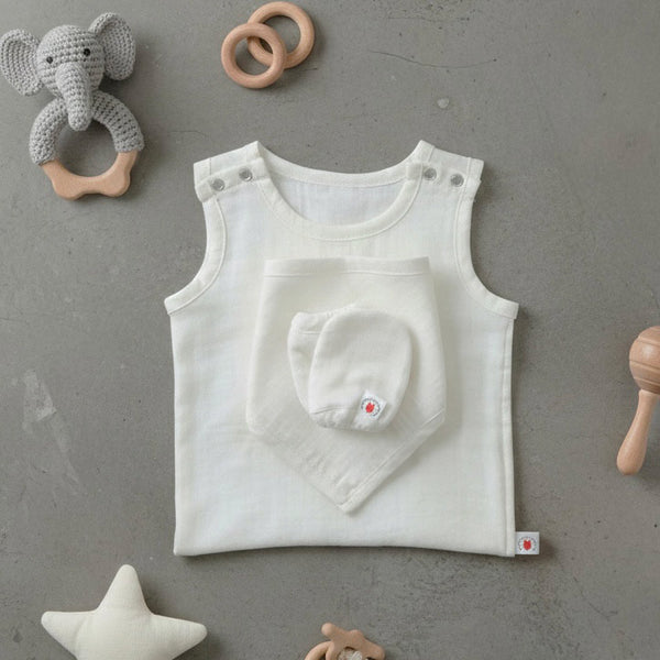 Pokka Kids eczema friendly dye free white GOTS organic cotton luxury newborn gift set