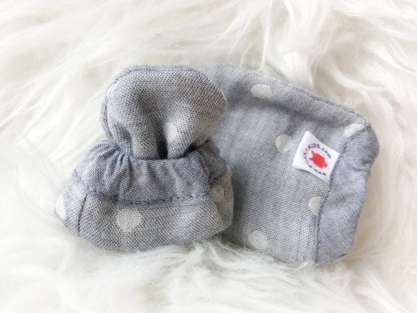 Reversible GOTS Certified organic cotton baby mittens in gray color made for eczema in USA